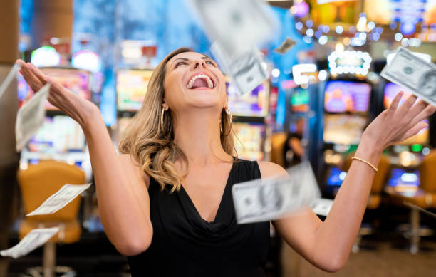 Blackjack and roulette live-dealer tables on mpo234 app